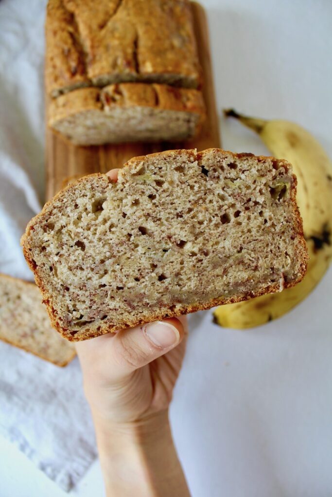 The Best Classic Vegan Banana Bread 