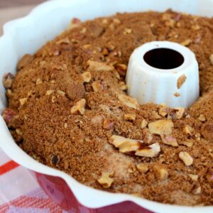 Cinnamon Crumble Coffee Cake