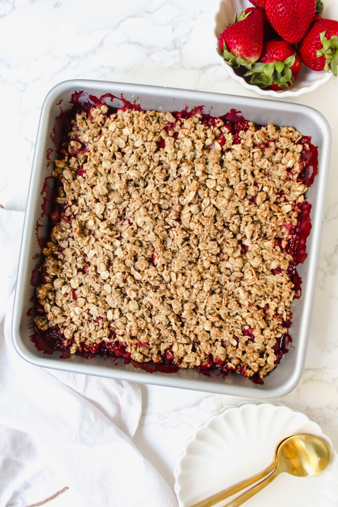 overview shot of entire pan of strawberry crisp