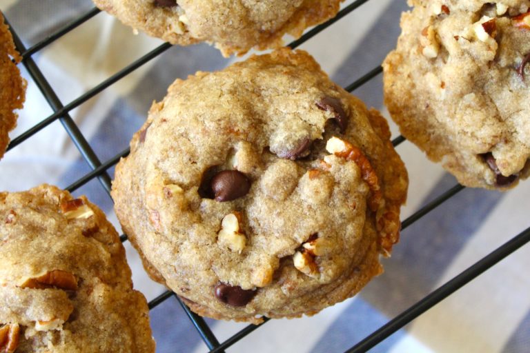 Dark Chocolate Pecan Cookies