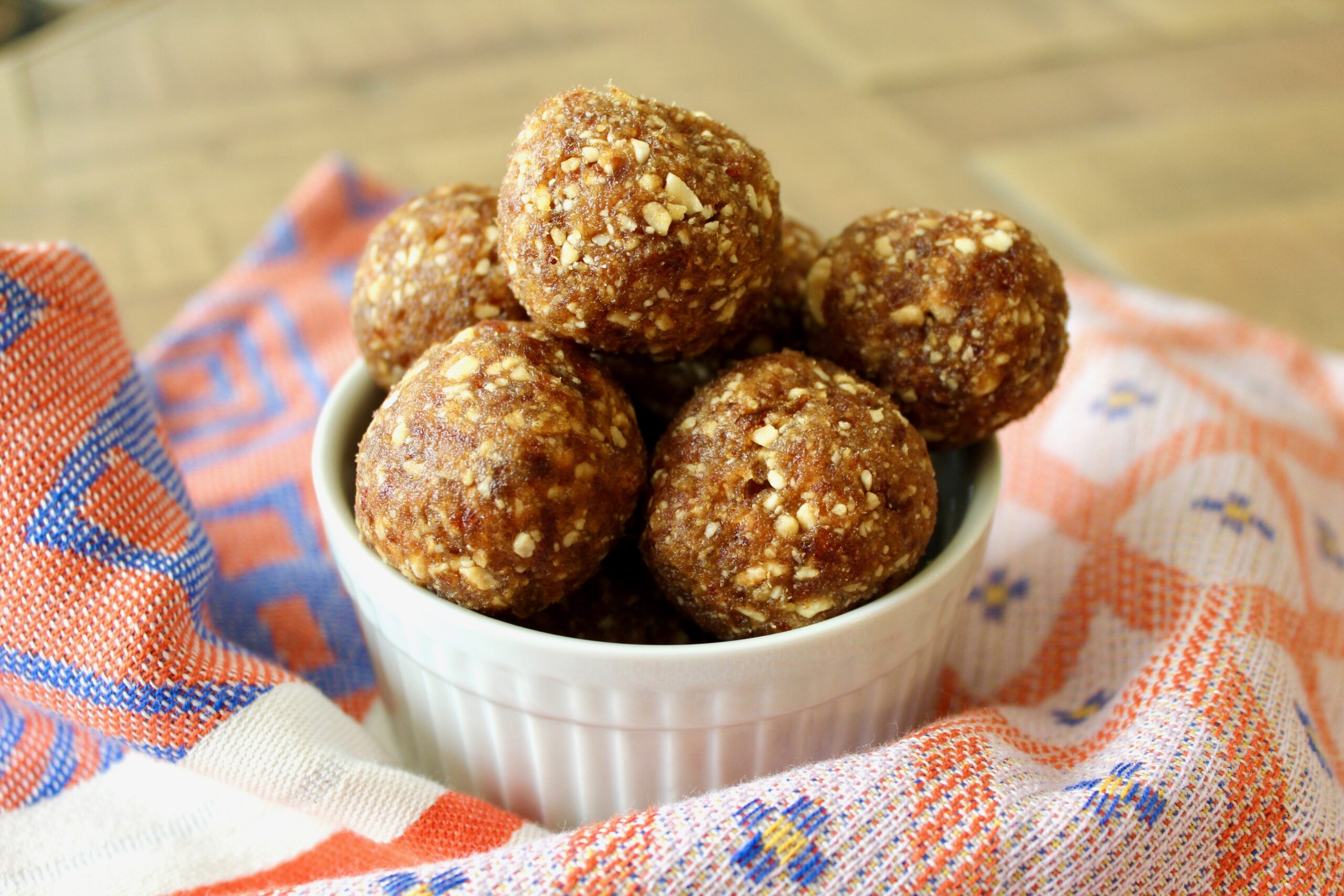 Peanut Butter Cookie Larabar Bites