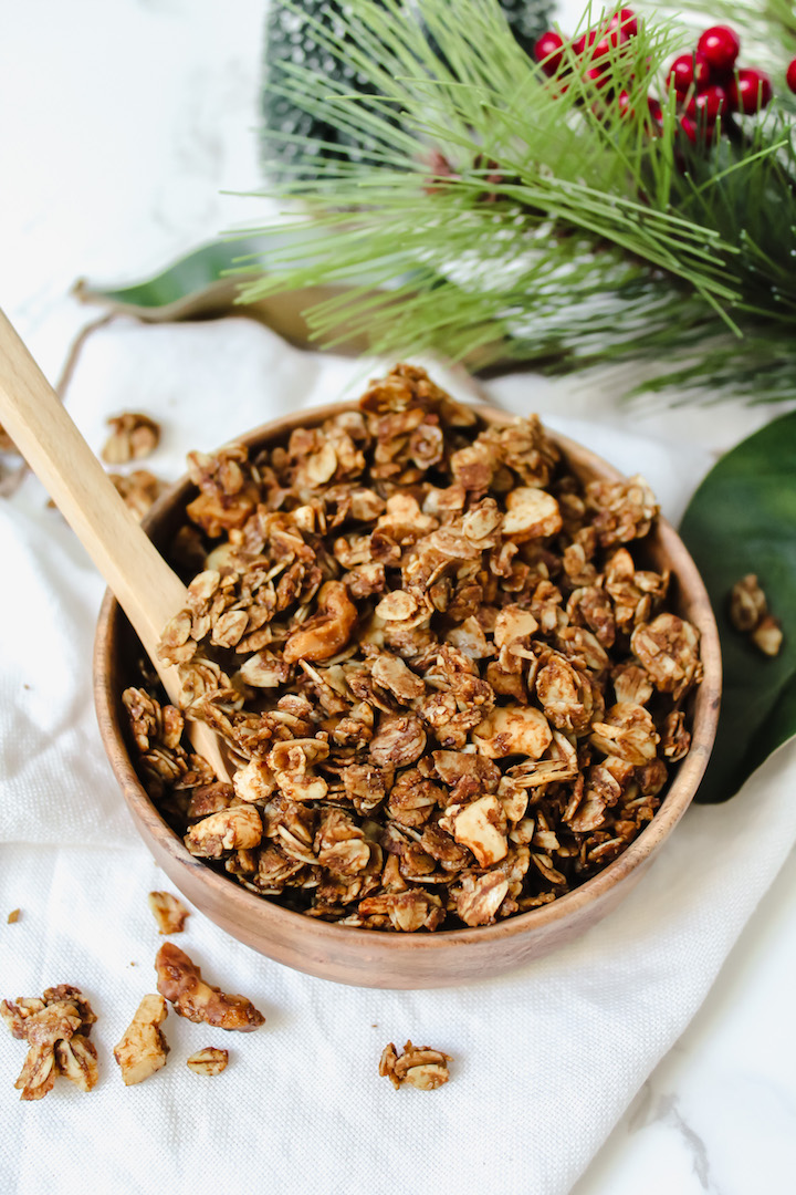 bowl of gingerbread granola