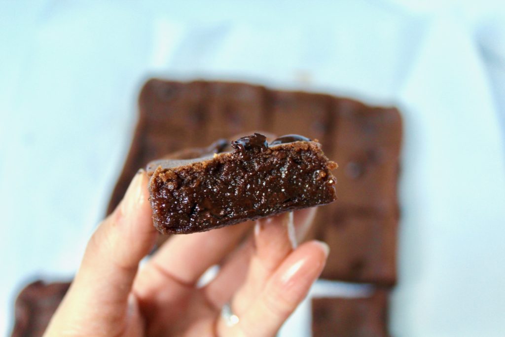 Best Mochi Brownies (vegan, gluten-free)