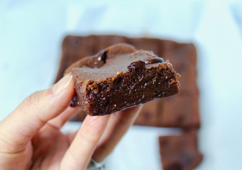 Best Mochi Brownies (vegan, gluten-free)