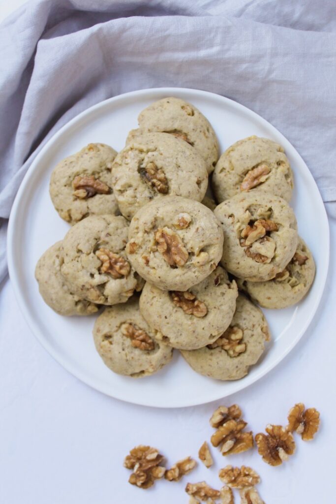 Overview shot of vegan chinese walnut cookies