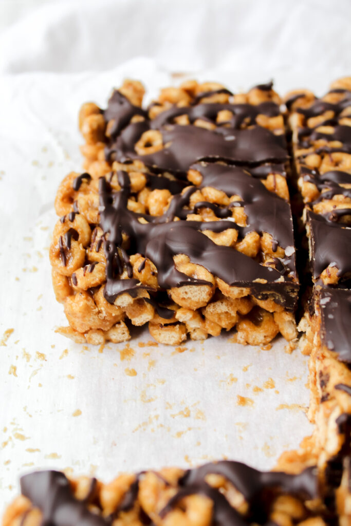 angled shot of cheerio bars with one slice taken out