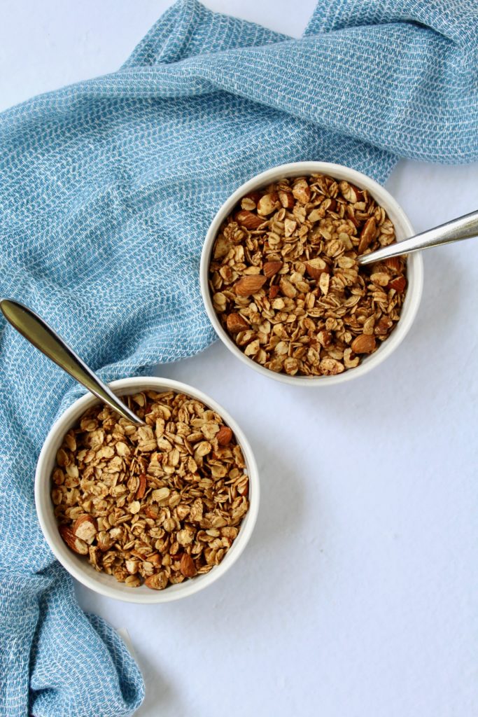 Easy French Toast Granola (vegan, gluten-free)