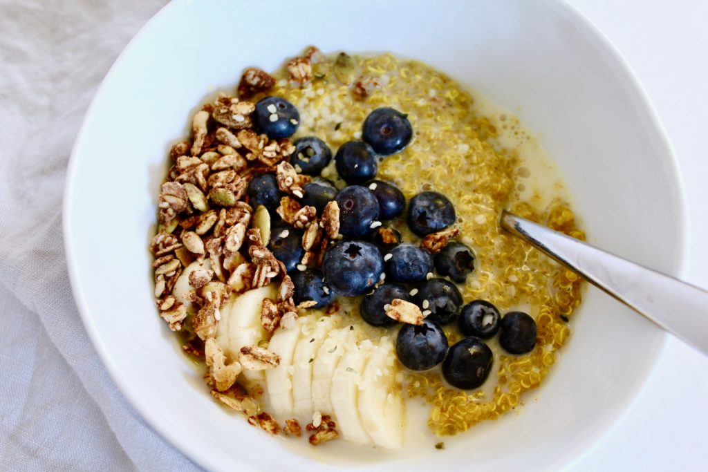 Golden Quinoa Breakfast Bowl (vegan, gluten-free, paleo, nut free friendly)