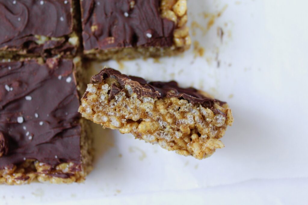 Healthy Almond Butter Rice Crispy Treats (vegan, gluten-free, oil-free)