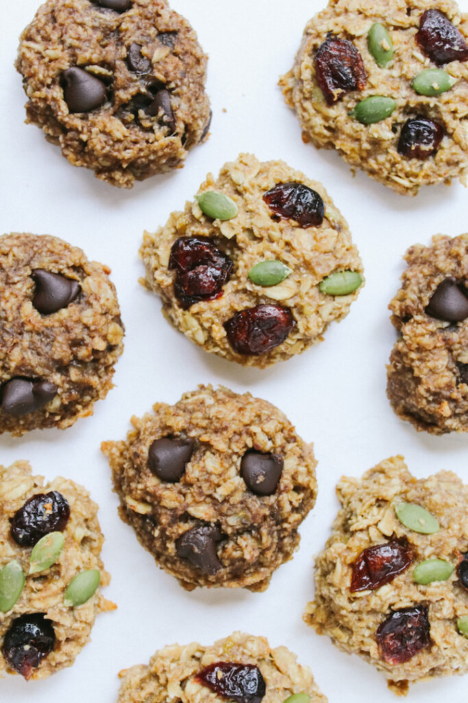 Easy 3-Ingredient Banana Breakfast Cookies (vegan, gluten-free, oil-free, no added sugar)