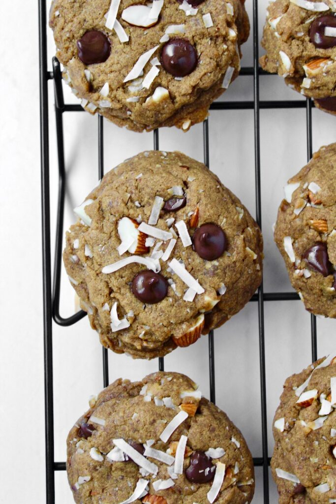 Almond Joy Chocolate Chip Cookies (vegan, refined sugar free) 