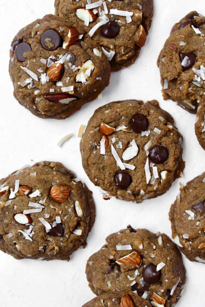 Almond Joy Chocolate Chip Cookies (vegan, refined sugar free) 