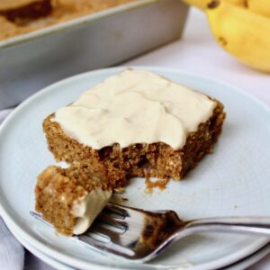 Healthy Banana Snack Cake (vegan, gluten-free, refined sugar free)