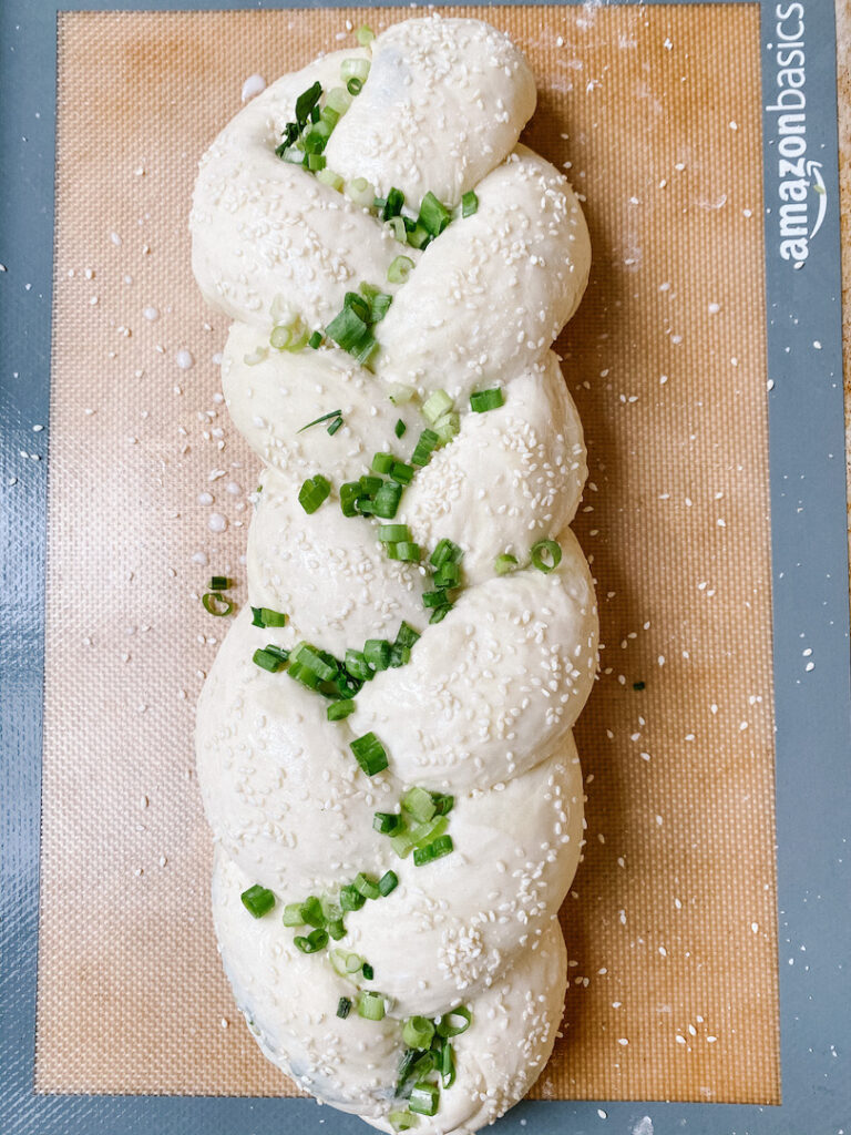 Baked Vegan Chinese Scallion Bread 