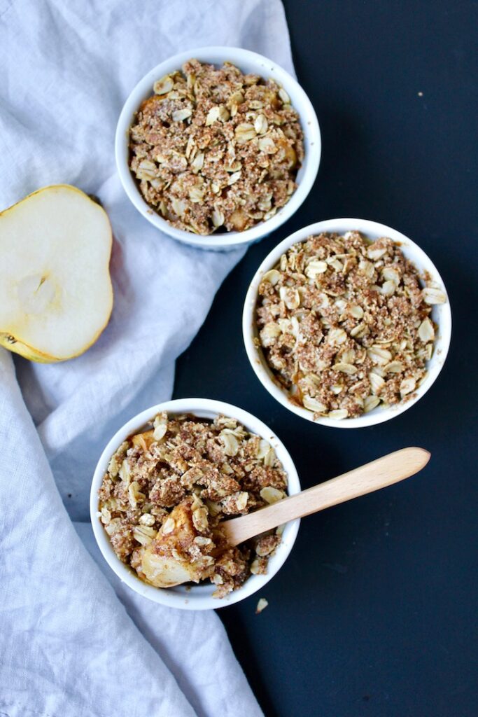 Small Batch Cinnamon Pear Crisp (vegan, gluten-free) 