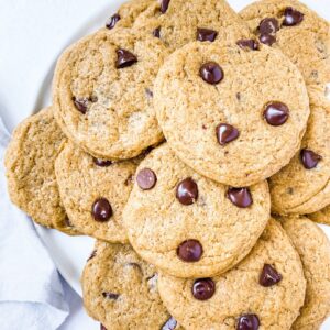 Chewy Vegan Pumpkin Chocolate Chip Cookies