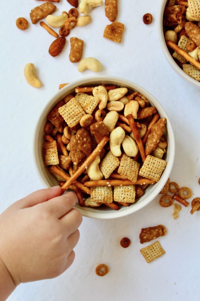 Easy Vegan Chex Mix 