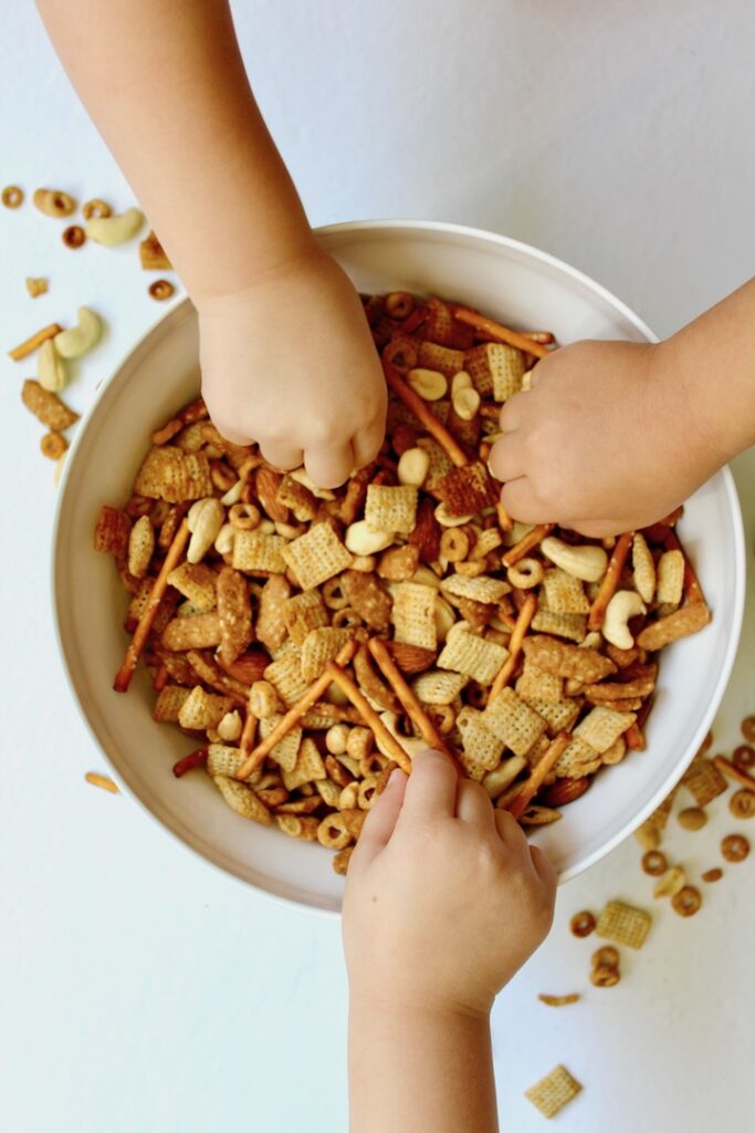 Easy Vegan Chex Mix 