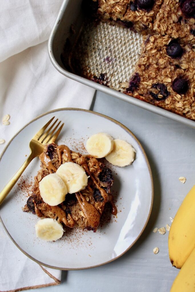 Easy Blueberry Banana Baked Oatmeal (vegan, gluten-free, oil-free)