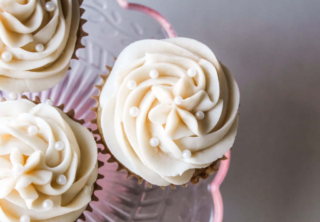 Vegan Vanilla Cupcakes 