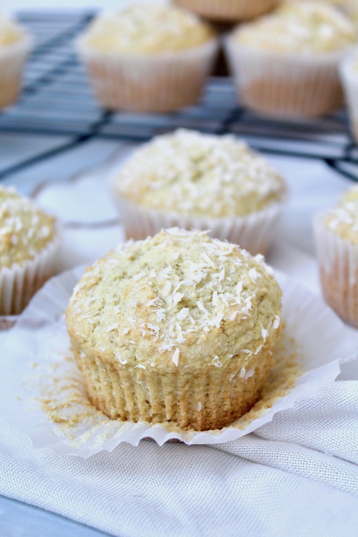 Fluffy Coconut Muffins (vegan, oil-free, refined sugar free)