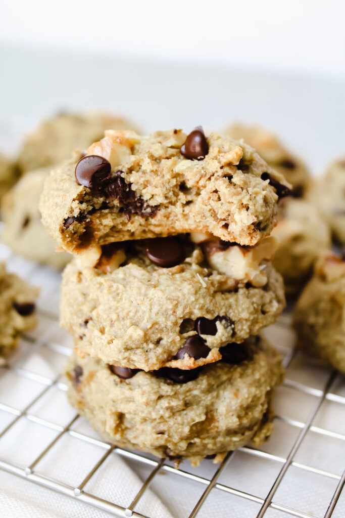 Chunky Monkey Cookies (vegan, gluten-free, refined sugar free)