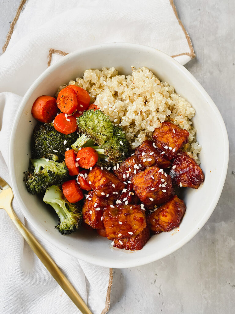 overview shot of gochujang tempeh quinoa bowl