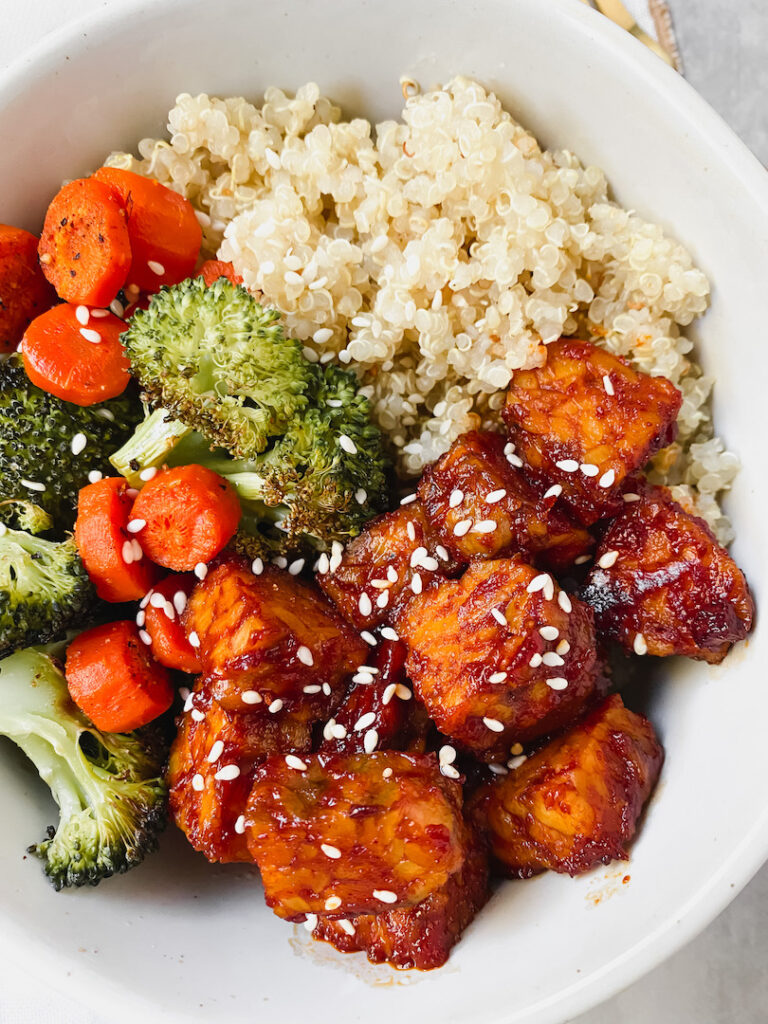 close up shot of the gochujang quinoa bowl