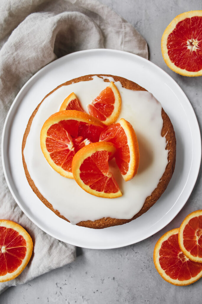 overview shot of entire vegan orange olive oil cake