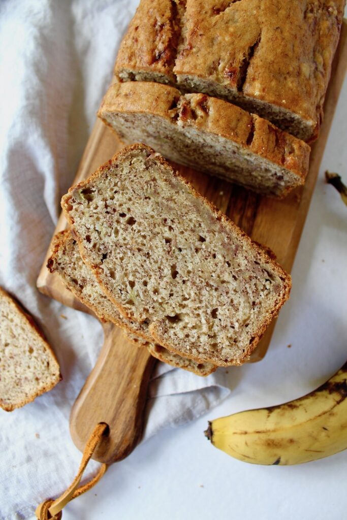 The Best Classic Vegan Banana Bread 