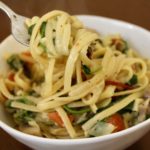 Easy One Pot Mushroom Spinach Artichoke Pasta