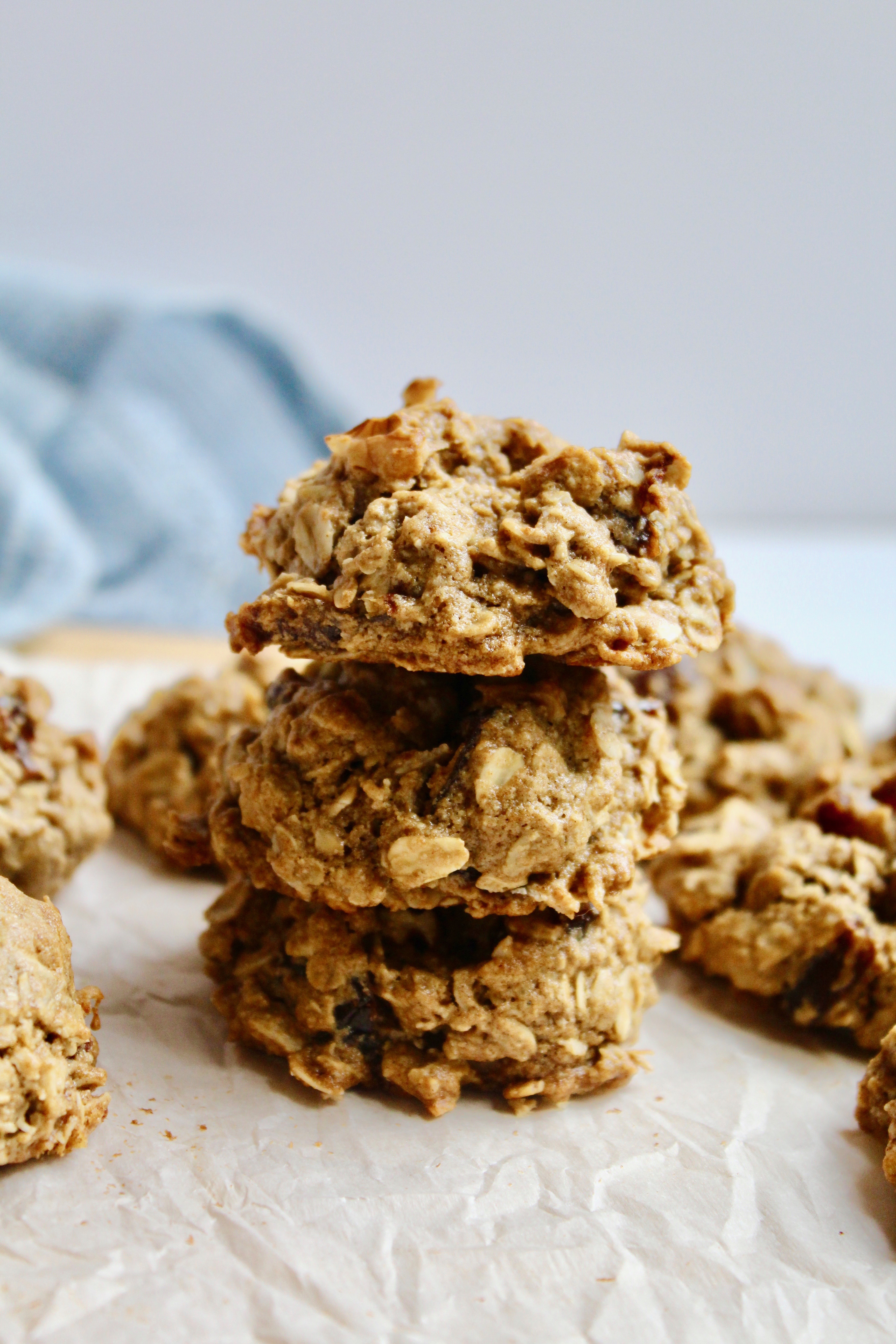 Oatmeal Date Walnut Cookies (vegan, gluten-free)