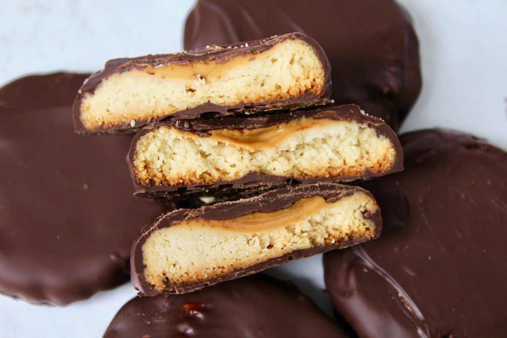 Healthy Copycat Tagalong Cookies (vegan, gluten-free, paleo friendly) 