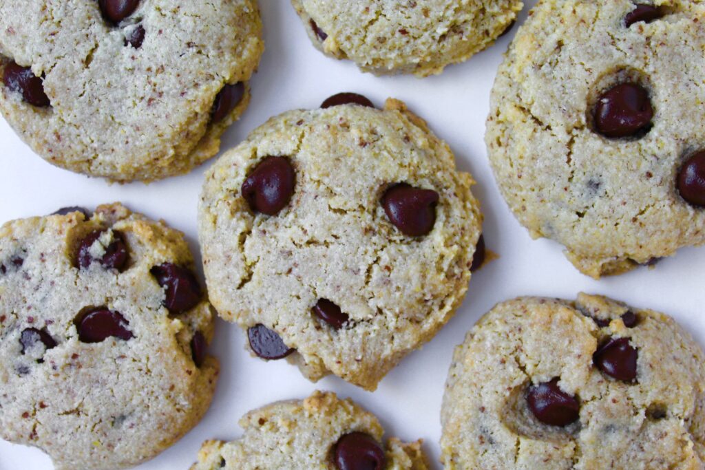 Best Almond Flour Chocolate Chip Cookies (vegan, gluten-free, paleo)