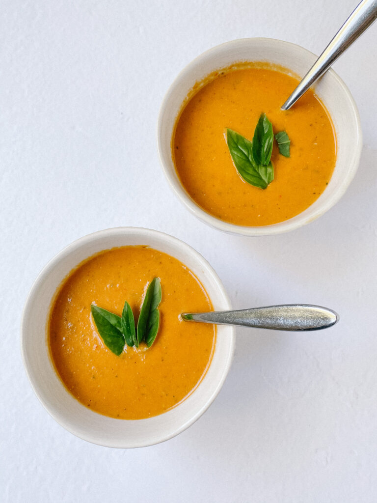 Creamy Roasted Tomato Soup (vegan, gluten-free)