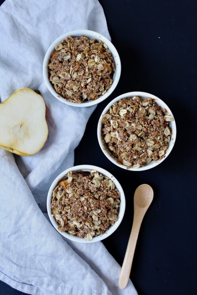 Small Batch Cinnamon Pear Crisp (vegan, gluten-free) 