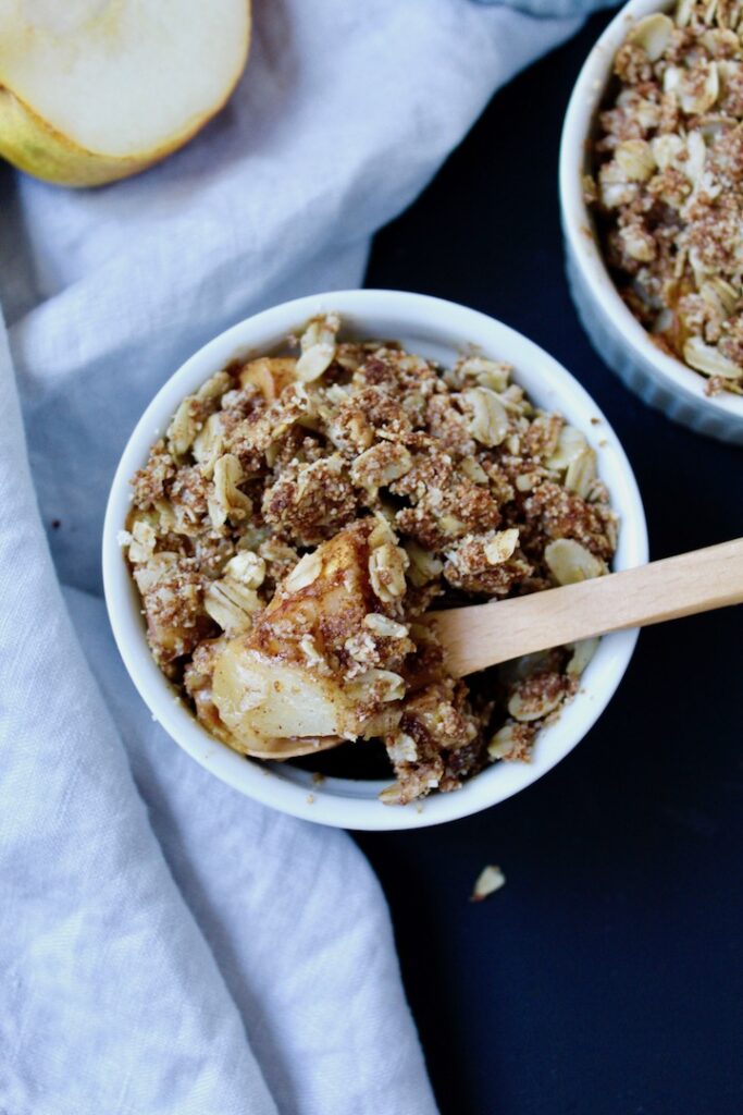 Small Batch Cinnamon Pear Crisp (vegan, gluten-free) 