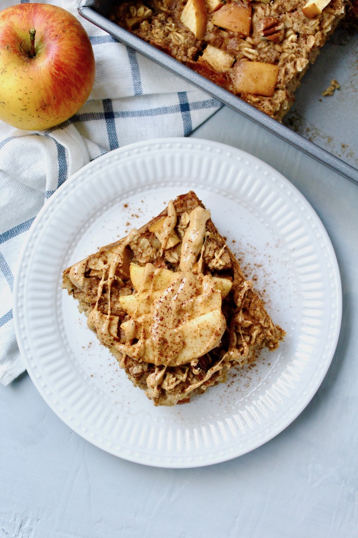 Healthy Apple Cinnamon Baked Oatmeal (vegan, gluten-free, oil-free)