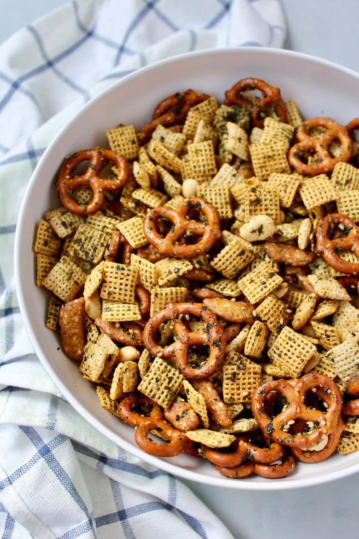 Healthier Furikake Chex Mix (vegan) - Nuts About