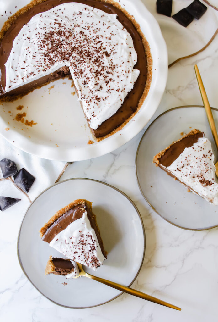 overview shot of the chocolate silk pie and slices