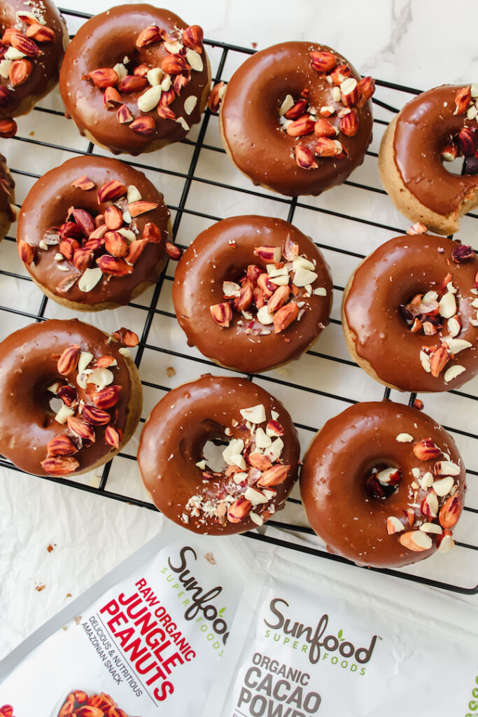 picture of donuts with Sunfood packaging