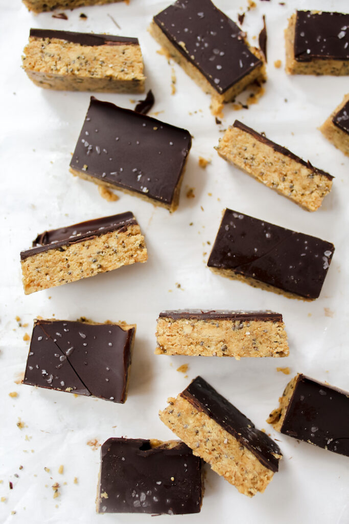 overview shot of chocolate peanut butter protein bars cut up 