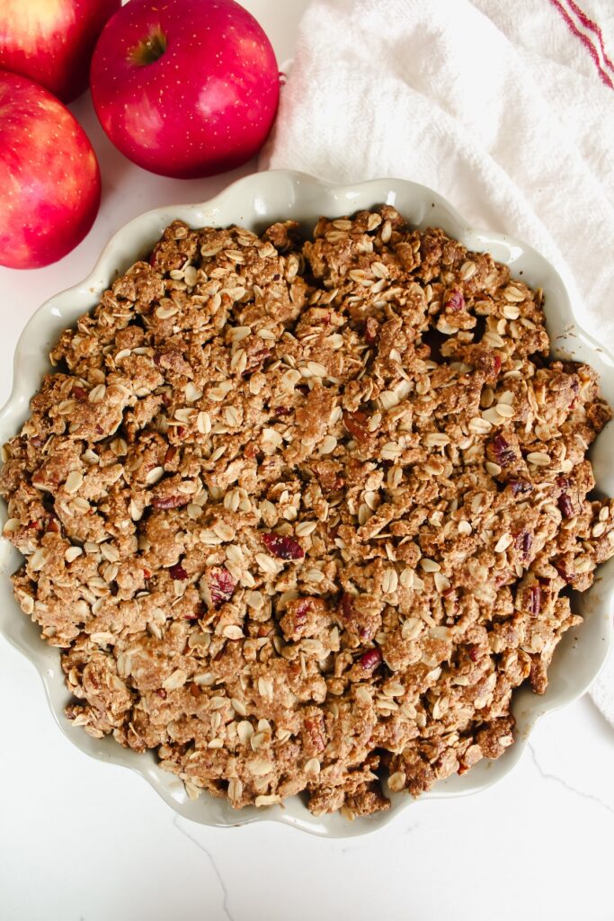 overview shot of apple crisp