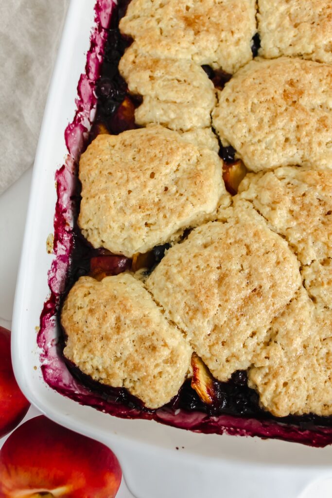 corner shot of cobbler in the pan